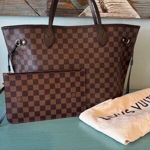 Louis Vuitton Damier Ebene Neverfull MM tote with Pouch and Organizer